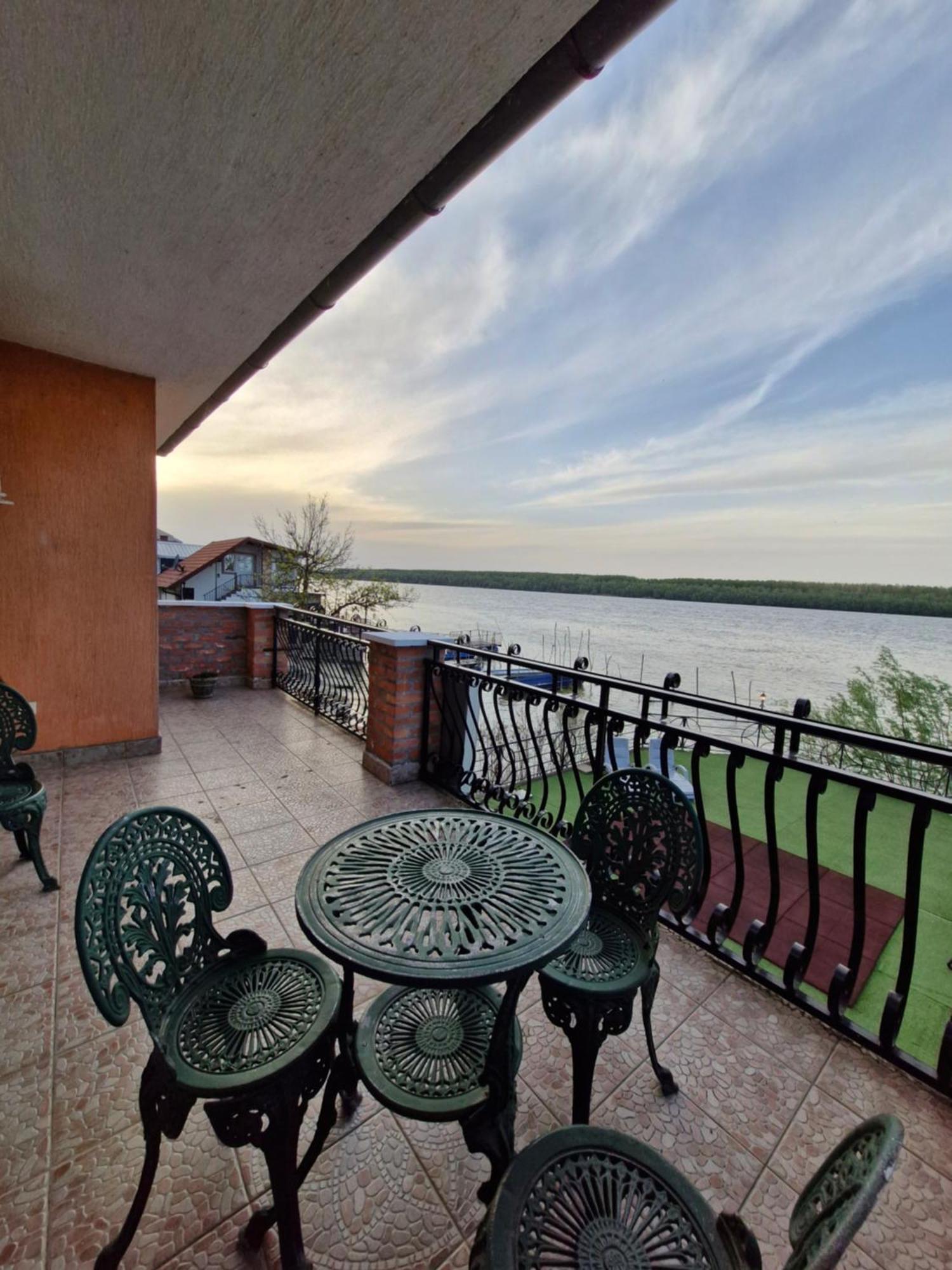 Vila Soleil Semêndria Exterior foto